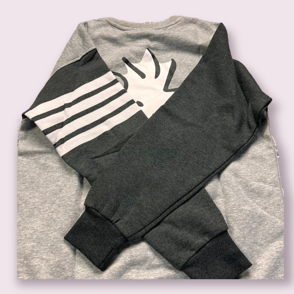 Snoopy & Woodstock Gray 4-bar Pullover Sweatshirt - Picture 4 of 7